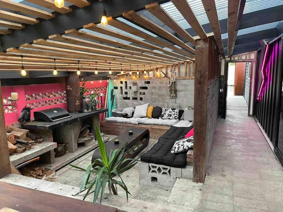 Electric Waihi Beach House - Family & Dog Friendly, Close To Beach, Pool Table, Outdoor Fire Room, Skate Ramp Bowentown Buitenkant foto